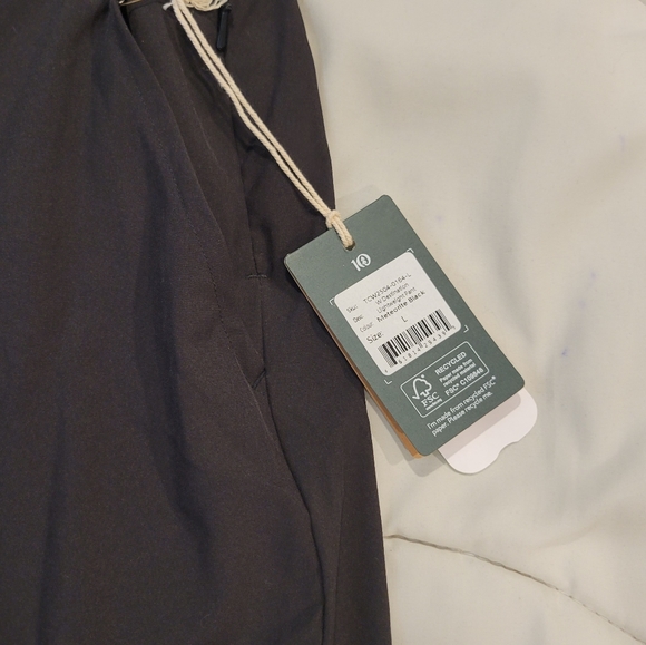 TenTree hiking pants - Picture 2 of 7